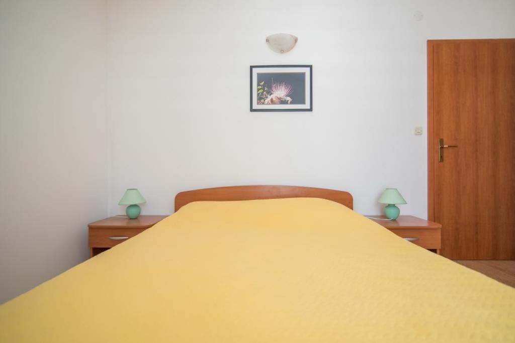 סופטאר Apartments Batinic מראה חיצוני תמונה