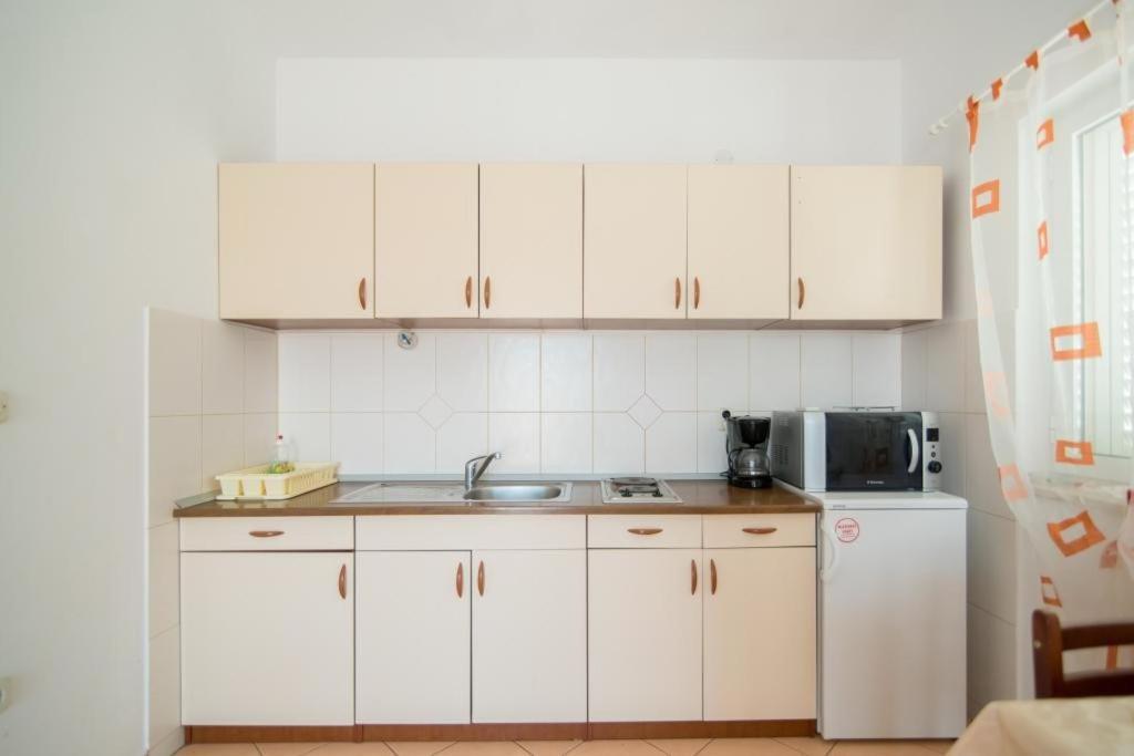 סופטאר Apartments Batinic מראה חיצוני תמונה