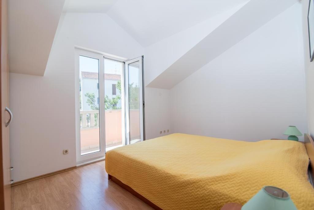 סופטאר Apartments Batinic מראה חיצוני תמונה