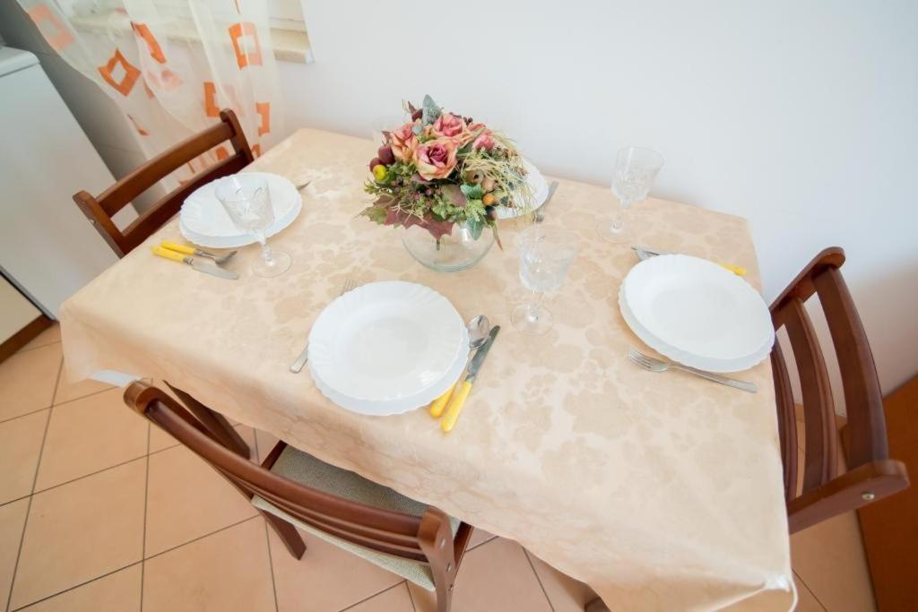 סופטאר Apartments Batinic מראה חיצוני תמונה